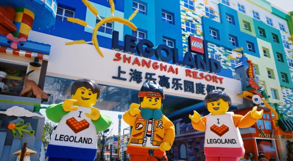 一座乐高乐土能为上海带来什么